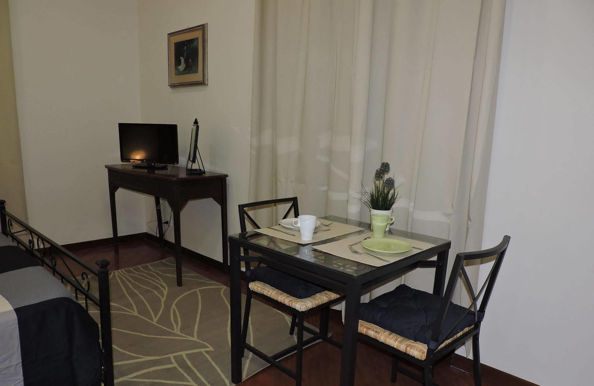 Living Rome Ottaviano B&B エクステリア 写真